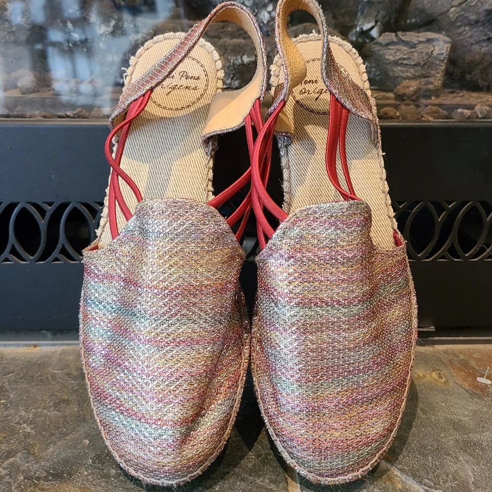 Toni Pons Multi-Color Metallic Origens Noa Espadrilles/ Flat sandals size 39/8